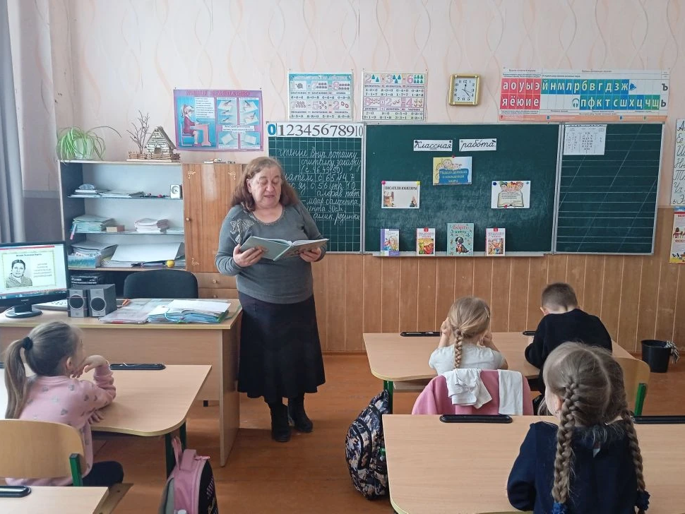 В 2026   году Неделя детской книги посвящена Году единства народов России.